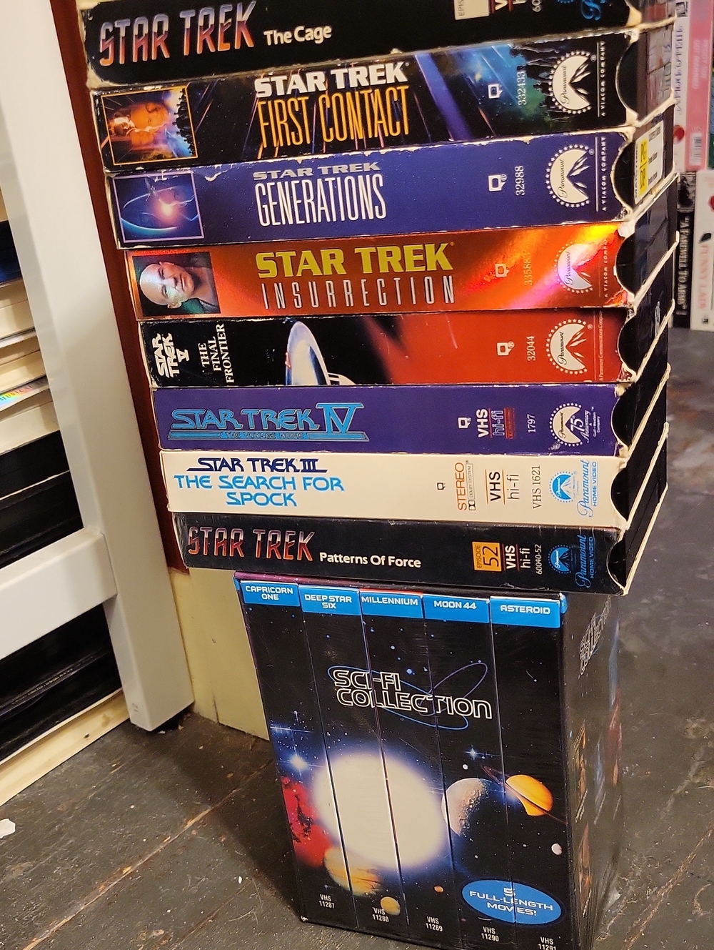 Star Trek VHS Movie Collection & Multi-Color SCI-FI Boxed Set